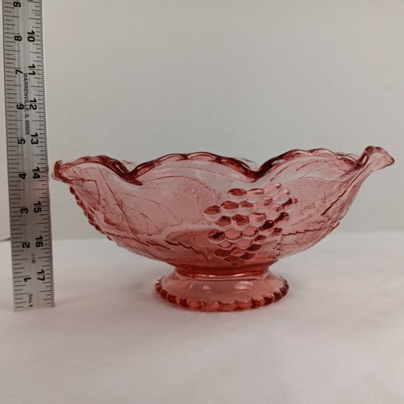 Vintage Pink Bowl Pedestal Depression Glass Serving Grapes Ruffled Crystal - Picture 9 of 9